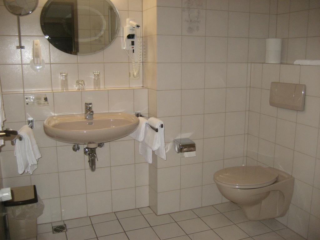 Hotel Kramer Lennestadt Quarto foto